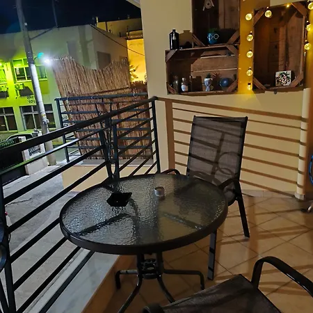 Cosy Downtown In With Large Balcony Апартаменты Халкида