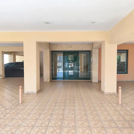 Апартаменты Cosy Downtown In With Large Balcony *